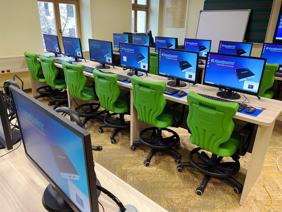 Computer vCloudPoint terminal laboratory at the School of Music in ...