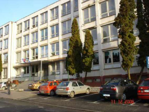 Business-Academy-Secondary-School-in-Slovakia-1.jpg